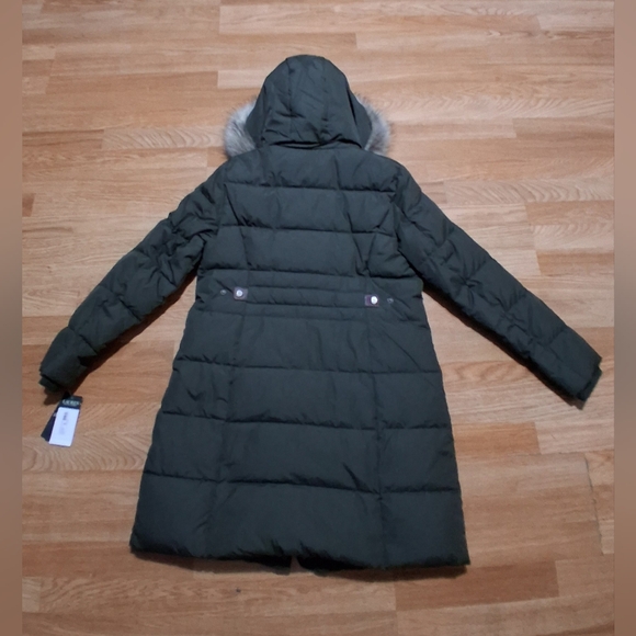 Ralph Lauren Dark Green Puffer Jacket with Faux Fur Hood - Picture 2 of 10